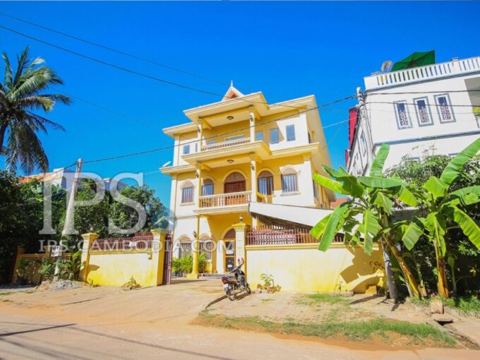 10 Bedroom House for Rent - Siem Reap