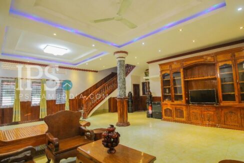 Villa for Rent in Siem Reap - 12 Bedrooms