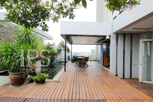 Penthouse For Rent in Phnom Penh - Cambodia Real Estate
