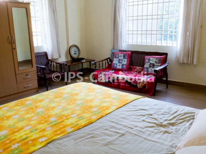 3 Bedroom Renovated Apartment For Rent - Tonle Bassac