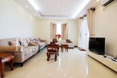 Three Bedroom Apartment in Tonle Bassac For Rent