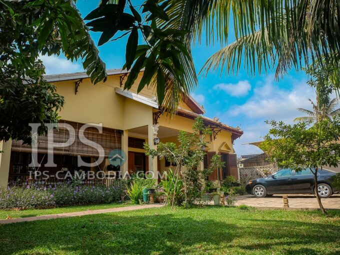 Beautiful Colonial Style Villa For Rent in Ta Khmau