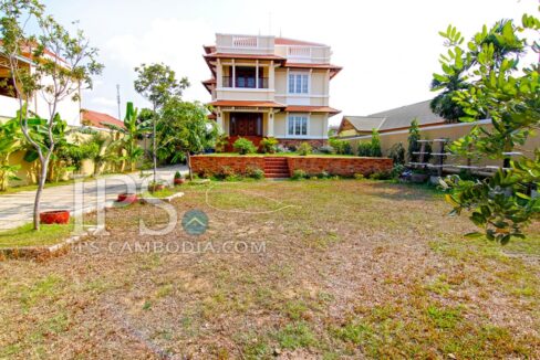 Villa For Rent - Eleven  Bedroom in Chroy Changva