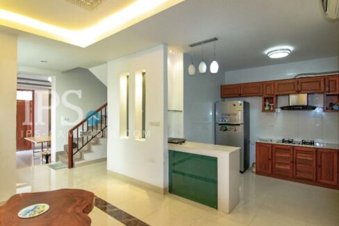Modern Villa for Rent in Chroy Changvar - 4 Bedrooms