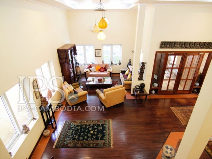 Luxurious Three Bedroom Villa for Sale in Phnom Penh - Tonle Bassac