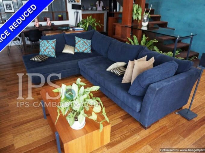 Daun Penh Duplex Apartment for Sale - 3 Bedrooms