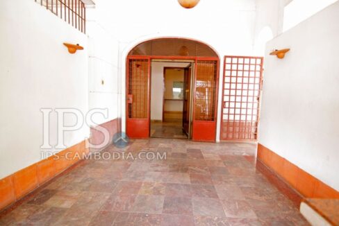 1612140754ce962d-ips-commercial-office-for-rent-in-phnom-penh-bkk1-1450753443-MG4314