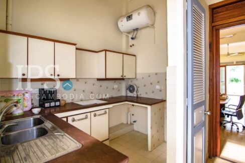 Apartment for Rent in Daun Penh - 2 Bedrooms