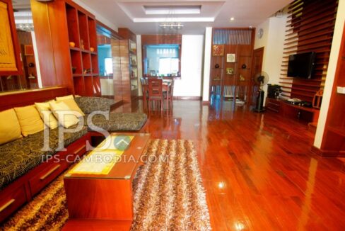 Villa For Rent in Tonle Bassac  - Four Bedrooms