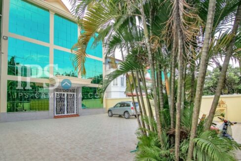 Tonle Bassac  Commercial Villa for Rent - 10 Rooms
