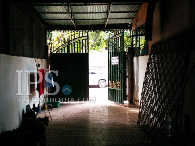 Storefront in BKK1 For Rent