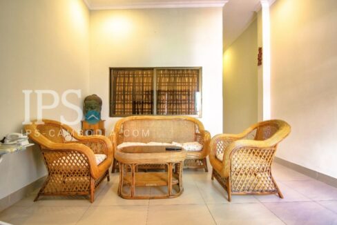 1 Bedroom Daun Penh Apartment for Rent