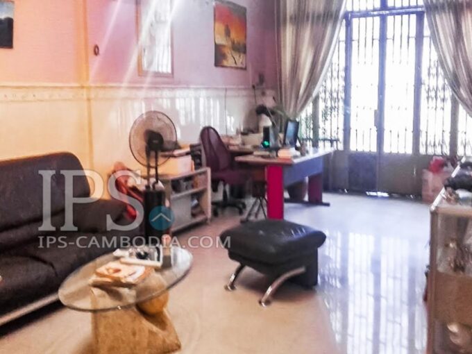 Townhouse For Sale in Phnom Penh - Two Bedrooms in DangKao