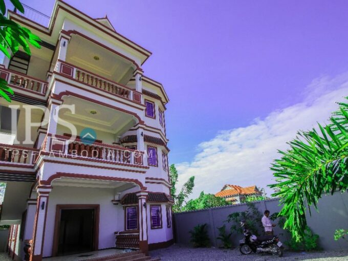 9 Bedroom Villa for Rent - Siem Reap
