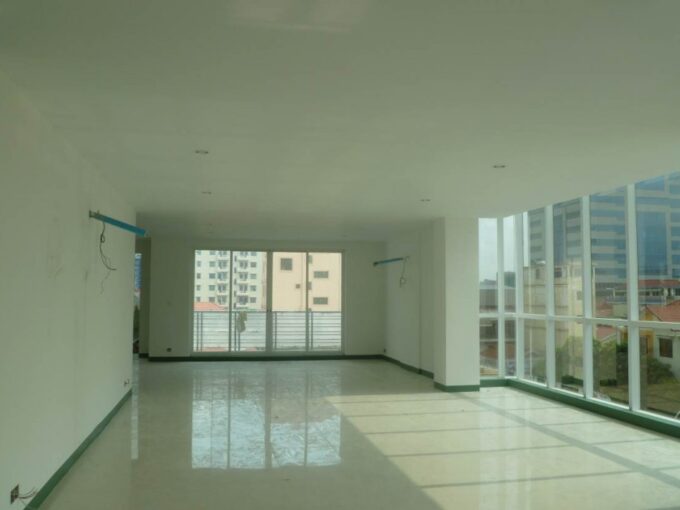 Office Space in 7 Makara