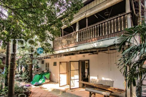 Commercial Townhouse for Rent - 3 Bedrooms