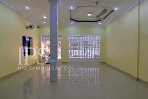 1701200624722e55-ips-phnom-penh-villa-for-rent-five-bedroom-7-makara-1449303232-MG2576
