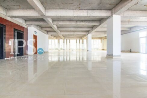 386 Sqm Office Space For Rent in Russian Market