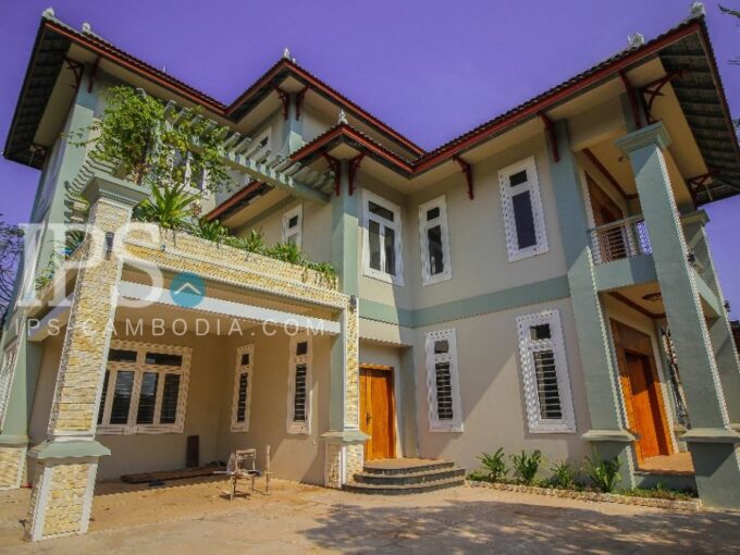 Villa for Rent in Siem Reap - 6 Bedrooms