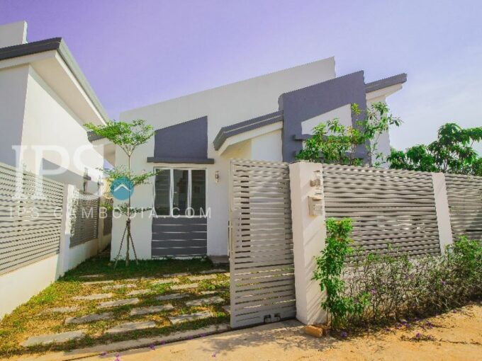 Siem Reap 2 Bedroom Villa for Rent - Vihear Chen