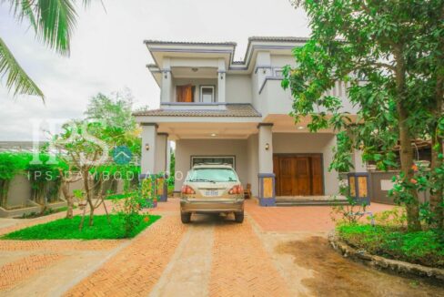 5 Bedrooms Villa for Rent - Siem Reap