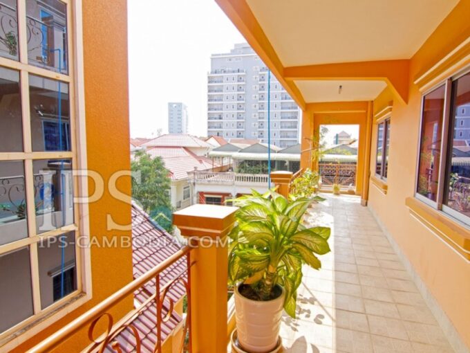 Apartment For Rent in Phnom Penh -Two Bedroom in Toul Tum Poung