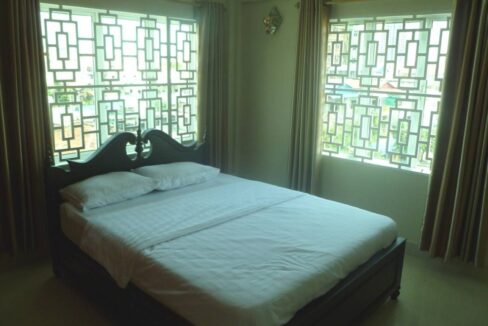 Spacious One Bedroom Apartment in BKK2
