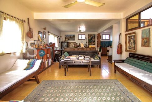 Apartment for Rent in Tonle Bassac - 2 Bedrooms