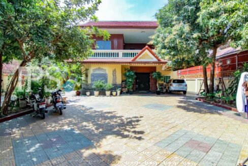 Phsar Derm Thkov Villa For Rent - 7 Bedrooms