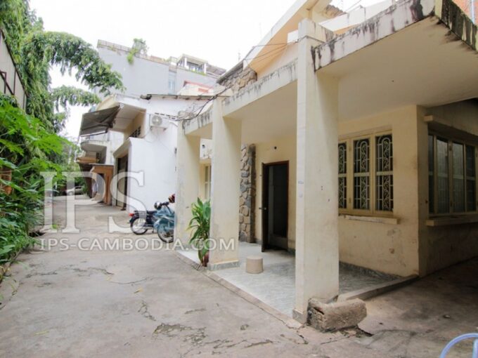 House For Sale in Phnom Penh - Tonle Bassac