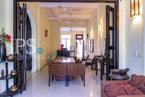 Apartment For Rent Daun Penh - 4 Bedrooms