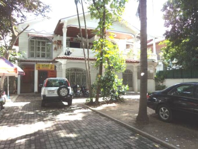 Commercial Space in BKK1