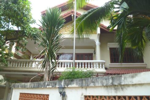 5 Bedroom Villa in BKK1