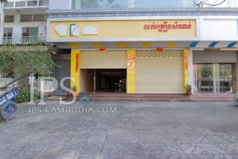 Commercial Building For Rent in Toul Svay Prey