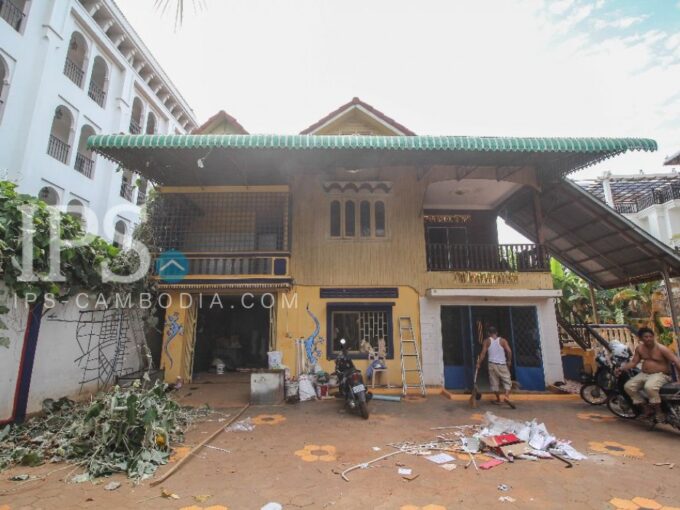 5 Bedroom House for Rent in Siem Reap- Wat Damnak