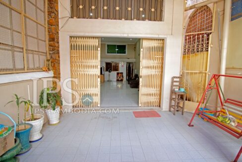 1705111427a41503-ips-townhouse-for-rent-in-phnom-penh-daun-penh-1450493662-MG4199