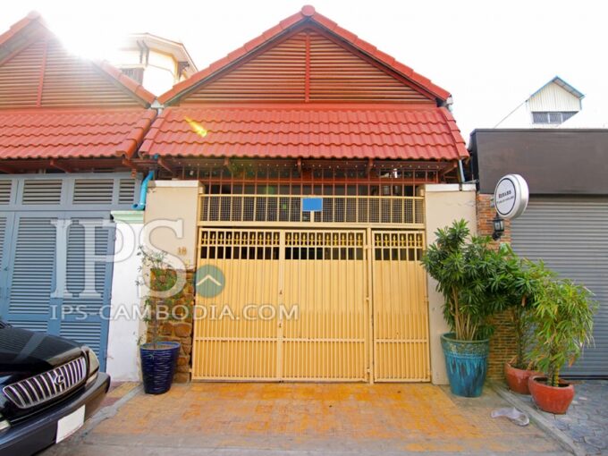 Three Bedroom Townhouse for rent in Daun penh
