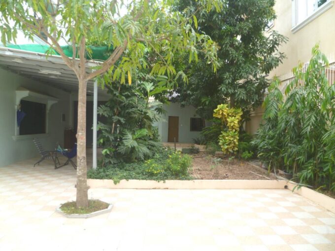 4 Bedroom Villa in Psar Doeum Thkov