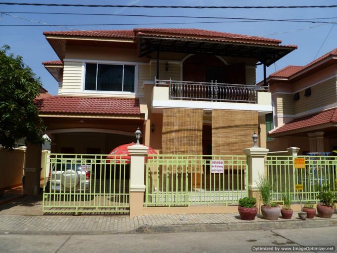 3 Bedroom Villa in Tonle Bassac