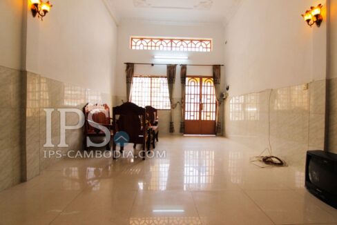 Phnom Penh Apartment for Rent in BKK3 - Three Bedroom