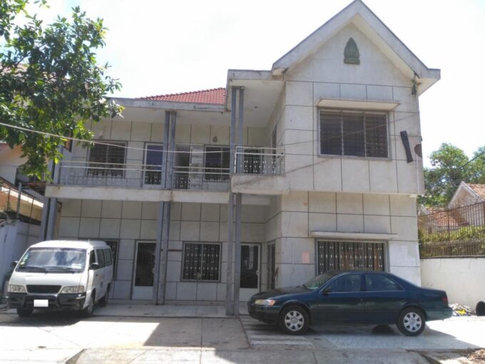 Big Four Bedroom Villa For Sale in Phnom Penh - Tonle Bassac