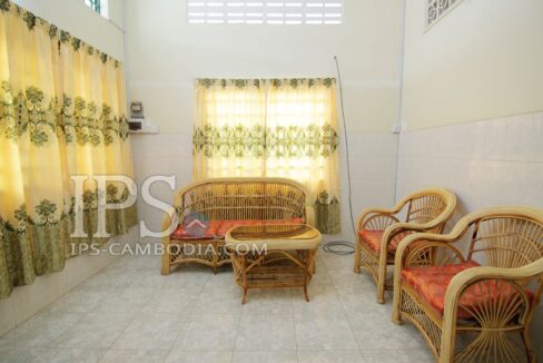 One Bedroom Flat in Boeung Trabek For Rent