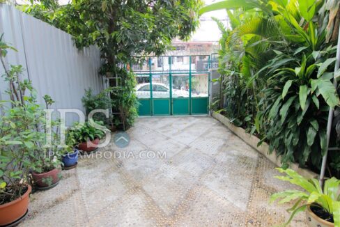 Commercial Property For Rent in Phnom Penh - BKK1