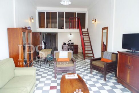 Spacious One Bedroom Apartment in 7 Makara For Rent