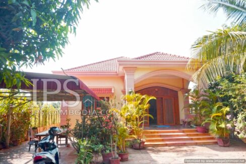 Siem Reap - Three Bedroom Villa For Rent