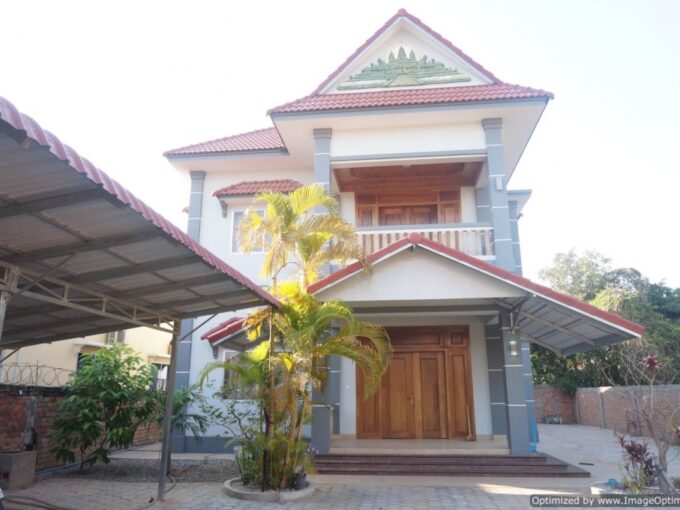 Four Bedroom Villa for Rent in Siem Reap - Krous Village
