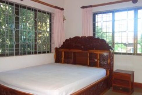 170511201302a069-ips-5-bedroom-villa-for-rent-in-siem-reap-1452048891-137-300x167