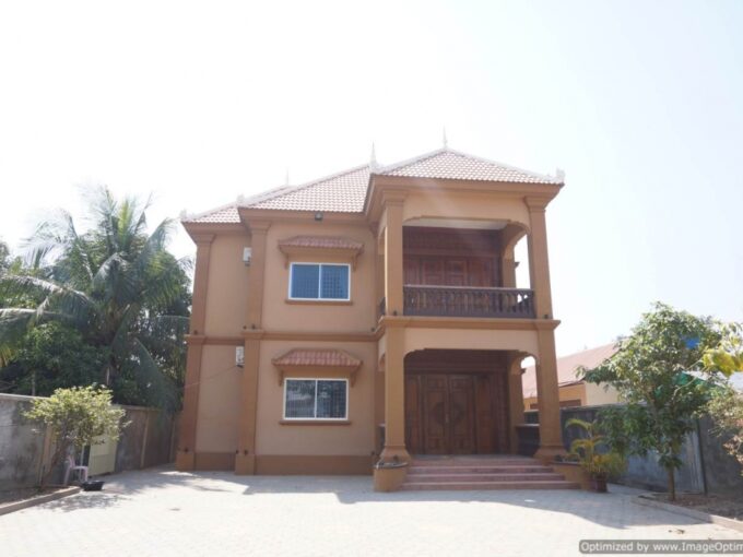 Five Bedroom Villa for Rent in Siem Reap