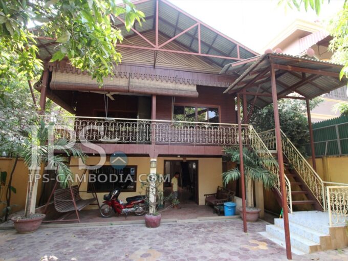 Classic Two Bedroom Villa for Rent in Svay Dong Kom - Siem Reap