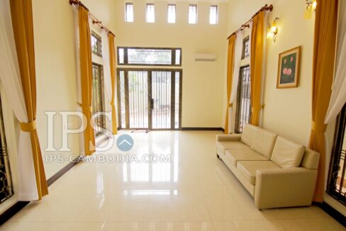 1705112105b20294-ips-townhouse-for-rent-in-phnom-penh-toul-kork-1452245688-MG5354